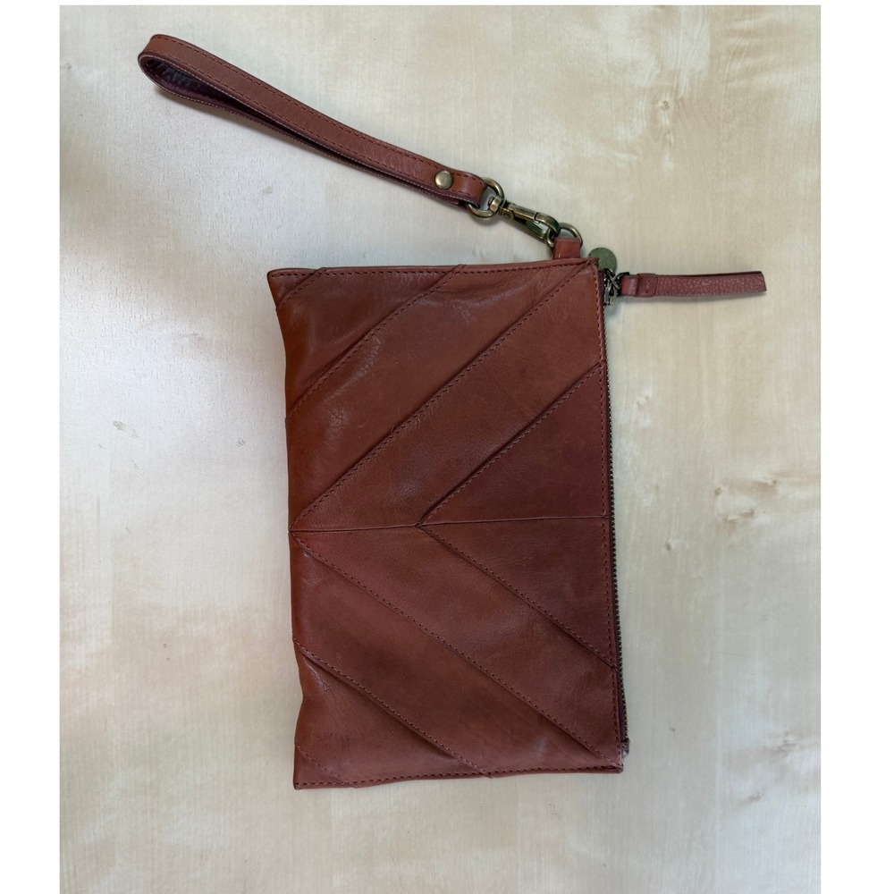 Lucky Brand Cognac Brown Leather Chevron Stitch Wristlet Clutch Bag - Picture 1 of 10